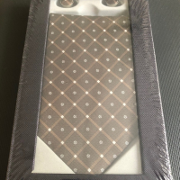 Вратовръзка с копчелъци за риза в подаръчна кутия, снимка 1 - Други - 36554778