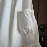 бяла плажна рокля с външни джобове , снимка 2 - Рокли - 44679834