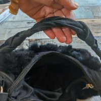 Две запазени дамски чанти , снимка 8 - Чанти - 38235738