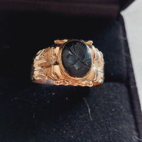 Златен пръстен 14к.с гема(камея)на оникс, снимка 1 - Пръстени - 44478489