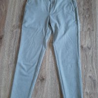 Дамски панталон BERSHKA сив, снимка 1 - Панталони - 34051332