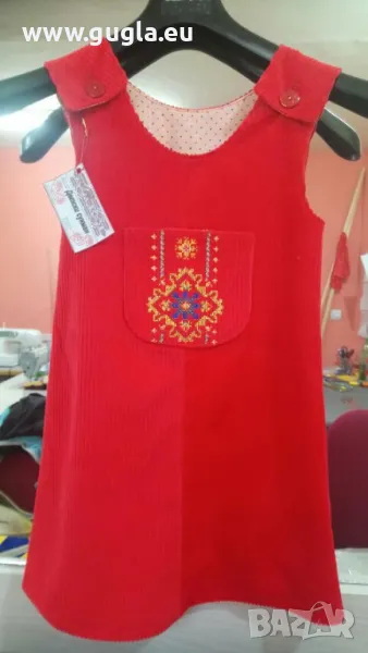 Сукманче от кадифе с шевици, снимка 1