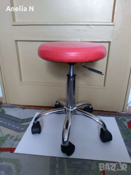 Въртяща табуретка, снимка 1