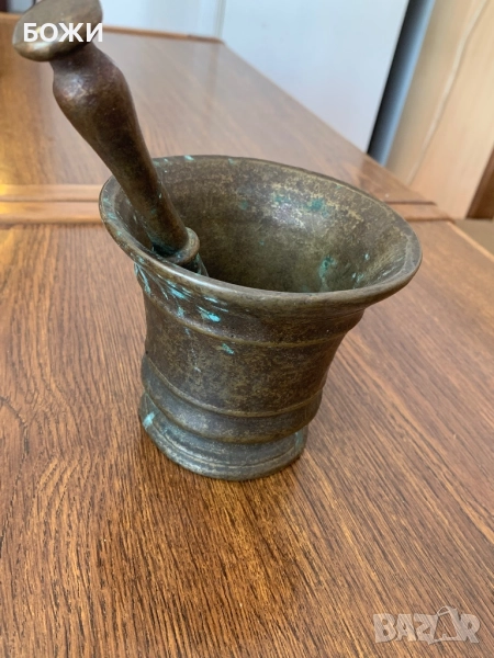 Антикварно бронзово хаванче с пестик – ретро бижу, снимка 1
