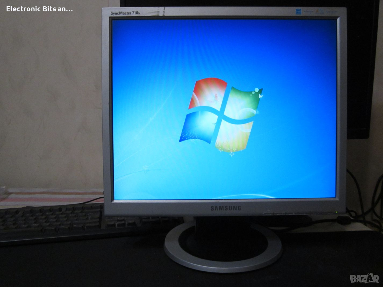 LCD монитор Samsung 710N, 17-инчов, снимка 1