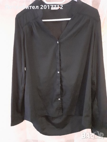 Продавам черна дамска риза.Размер 38, снимка 1