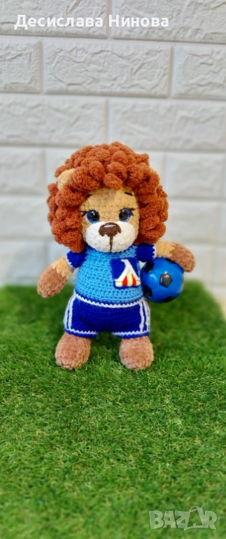 Лъвче-футболист, снимка 1