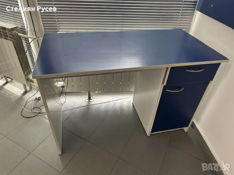  020422  ученическо /  работно бюро 55/110см -цена 70 лв - здрава мдф плоскост 18 мм / 75 см , снимка 1