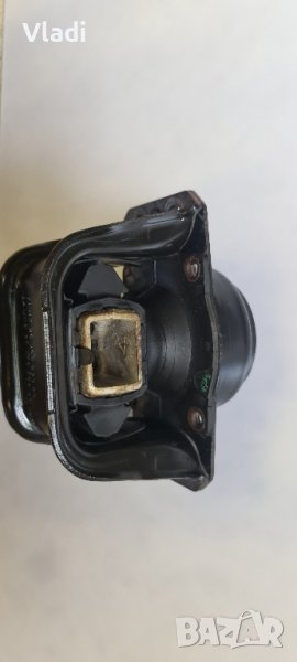 Тампон двигател за Peugeot и Citroen, снимка 1