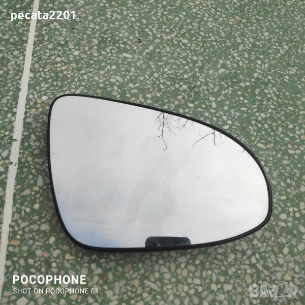 Продавам - оригинално стъкло дясно огледало за Toyota Aygo/Citroen C1, снимка 1