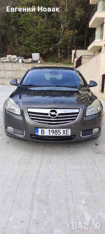 Продавам Опел Инсигния 2011 с автоматична скоростна кутия., снимка 1
