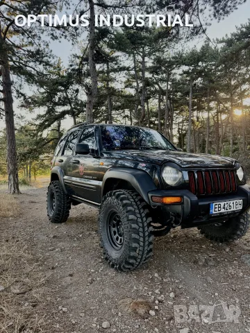 Jeep Cherokee KJ// OFF ROAD// TOP 