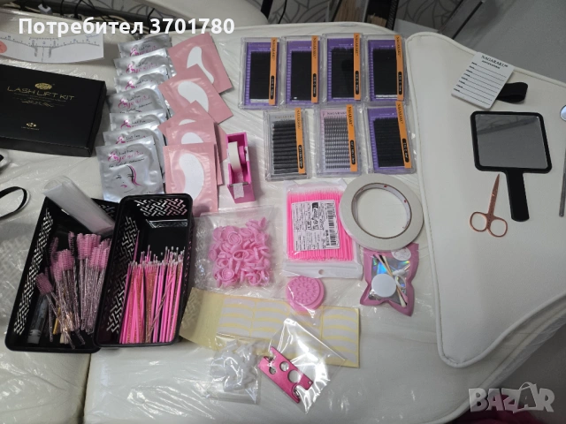 Козметична кошетка + стол и лампа, снимка 2 - Столове - 53243396