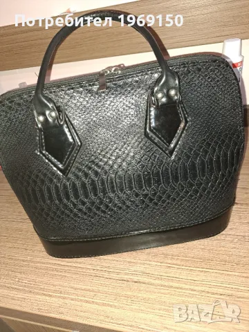 Дамски елегантни чанти, снимка 2 - Чанти - 48339234