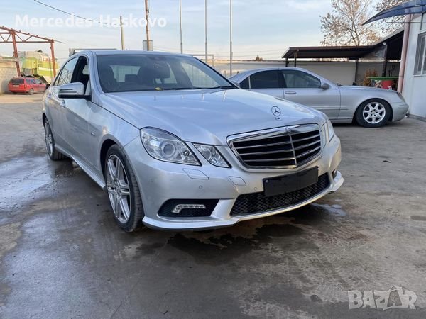 * ПРОДАВА СЕ НА ЧАСТИ* Мерцедес E220CDI W212 AMG BI-XENON, снимка 4 - Автомобили и джипове - 39453952