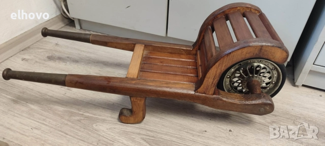 Декоративна, ръчно изработена дървена количка, снимка 2 - Антикварни и старинни предмети - 52560228