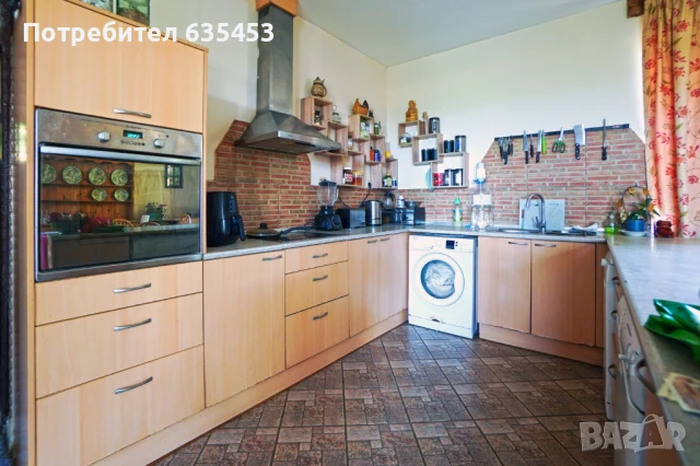 Продава 205 м2 обзаведена къща с 4000 м2 двор  на 7 км от Провадия, снимка 9 - Къщи - 51003113