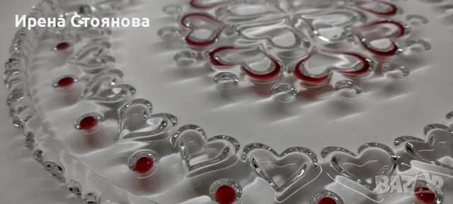 Чиния за торта/плато от кристално стъкло Walther Crystal Glas, около 1970 година "Sweetheart Ruby" , снимка 12 - Чинии - 47950424