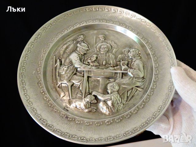 Чиния за стена,пано от калай с лов,покер. , снимка 2 - Антикварни и старинни предмети - 37512522