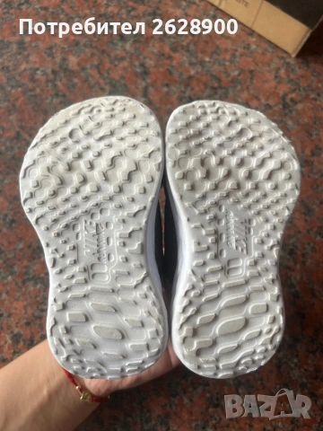 Маратонки Nike Revolution 6, снимка 7 - Детски маратонки - 54300098