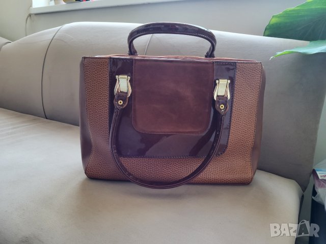 Дамска чанта в цвят карамел, снимка 4 - Чанти - 38090263