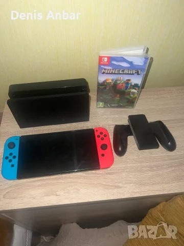 Nintendo Switch OLED + Minecraft – пълен комплект