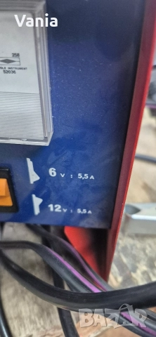 Зарядно за акумулатор , снимка 4 - Аксесоари и консумативи - 52649601