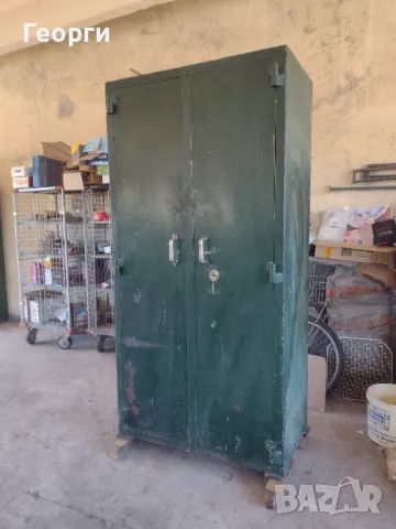 Метална каса, снимка 3 - Сейфове и каси - 47638359