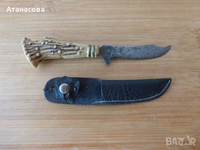 Малко ножче с кожена кания 1960 г, снимка 2 - Ножове - 44392828
