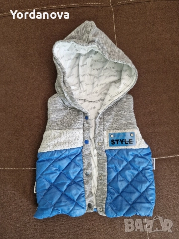 Елек с качулка за бебе