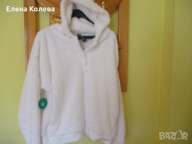 Бяла вълнена блуза, снимка 3 - Блузи с дълъг ръкав и пуловери - 34308330