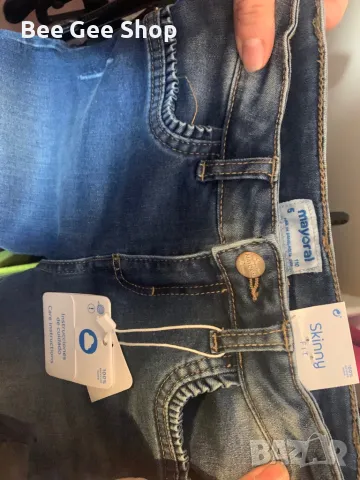 Детски дънки Mayoral 5г, снимка 2 - Детски панталони и дънки - 48270602