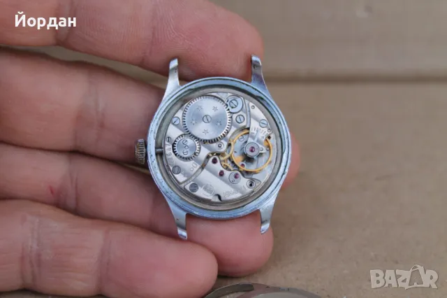 СССР мъжки часовник ''Сатурн'', снимка 9 - Мъжки - 47305897
