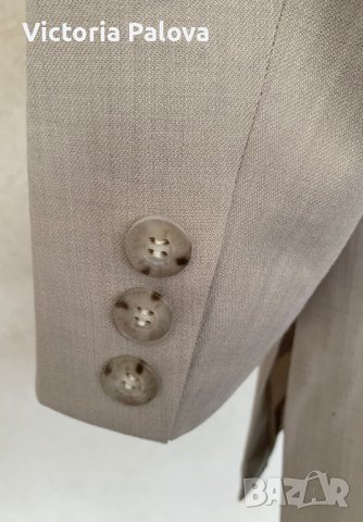 Прекрасно скъпо сако HUCKE DRESSED TO LIVE , снимка 15 - Сака - 39342562