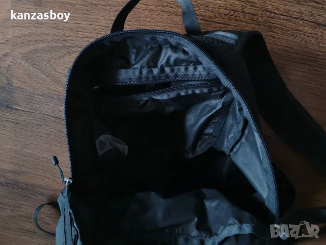 the north face flyweight pack 17l - олекотена спортна раница , снимка 10 - Раници - 56124529