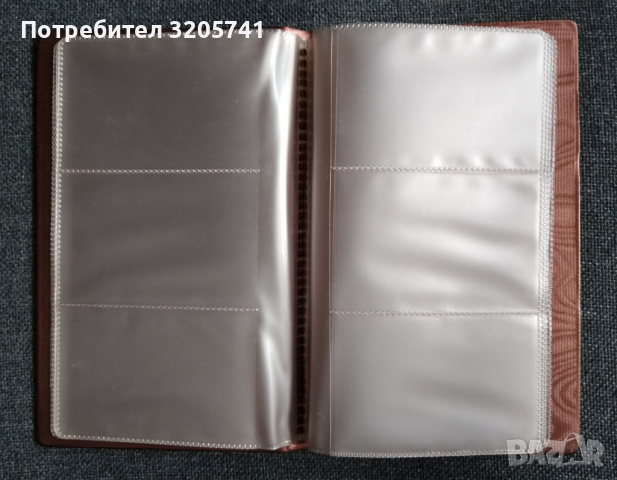 Стилен визитник от тъмнокафяв корк с 30 отделения за визитки и карти, снимка 4 - Други - 44740255