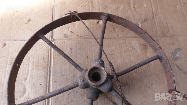 възрожденско колело от каруца, двуколка - направено на полилей , снимка 6 - Антикварни и старинни предмети - 39731473