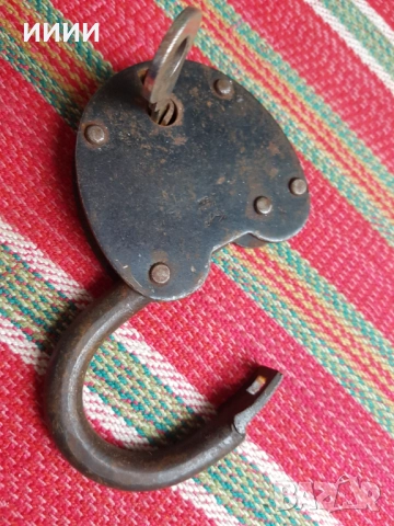 Кован руски катинар кофар , снимка 2 - Антикварни и старинни предмети - 52798478