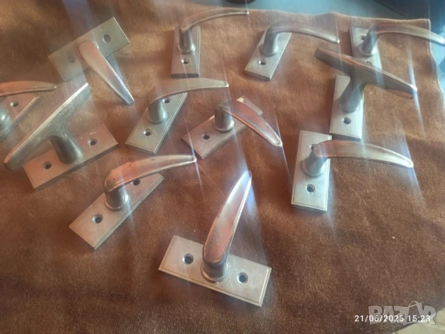 дръжки за прозорци