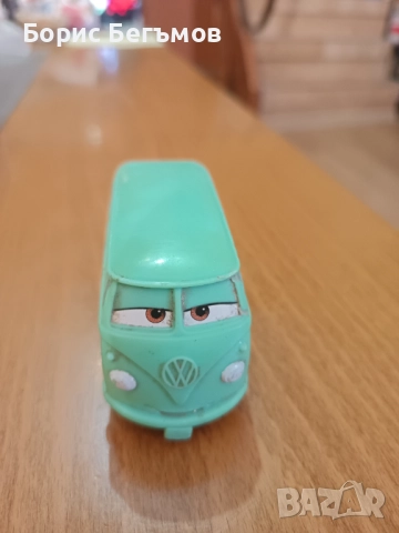 Количка DISNEY  VOLKSWAGEN  PLASTIC VAN, снимка 2 - Колекции - 52507008