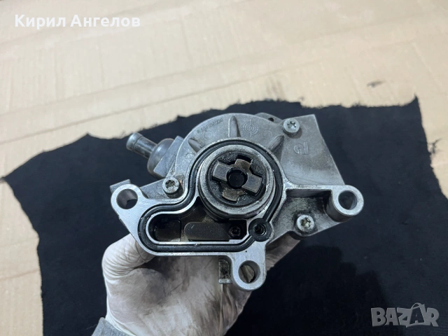 Вакуум помпа за VW Golf 4 1.9 TDI, снимка 3 - Части - 53896713