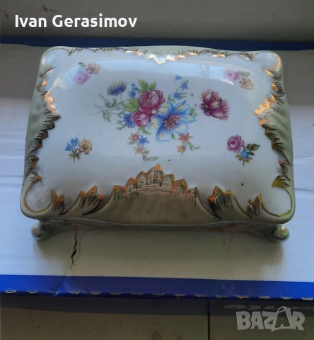 Порцеланова кутия, снимка 3 - Антикварни и старинни предмети - 54306836