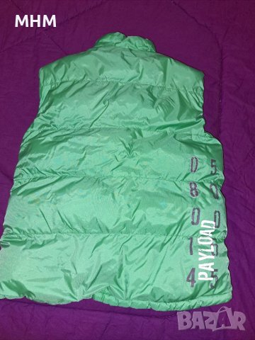 Много дебел елек 8-10 год., снимка 2 - Детски якета и елеци - 39395430