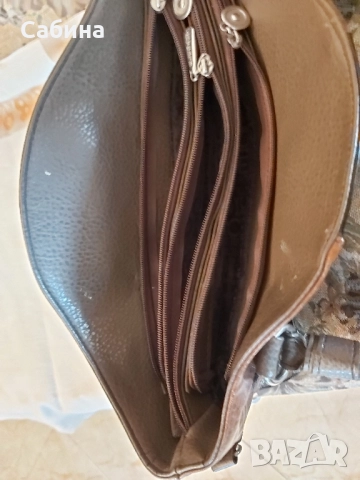 Елегантна дамска чанта, снимка 4 - Чанти - 52939895