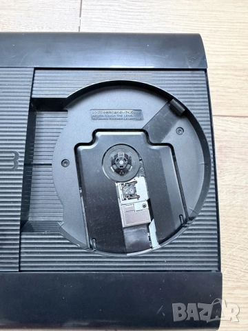 Sony PlayStation 3 Super Slim 12GB – CECH-4203A с оригинална кутия, снимка 5 - PlayStation конзоли - 56114464