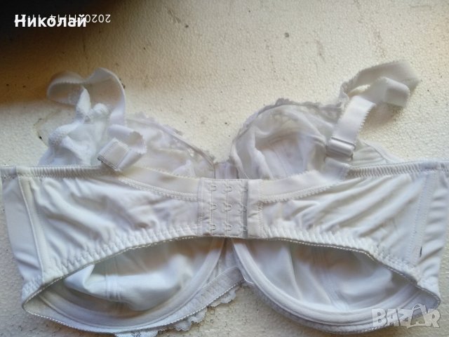Огромен сутиен размер 85 L, снимка 2 - Бельо - 30787220