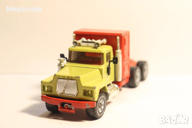 1/55 ?? SIKU MACK КАМИОН ИГРАЧКА КОЛИЧКА МОДЕЛ, снимка 3 - Колекции - 52887153