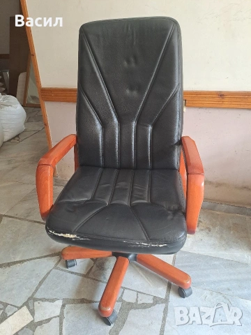 Голям офис стол , снимка 2 - Столове - 54098251