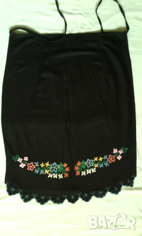 Престилка. Ръчна изработка. Не употребявана. Размери 25/64см., Престилки