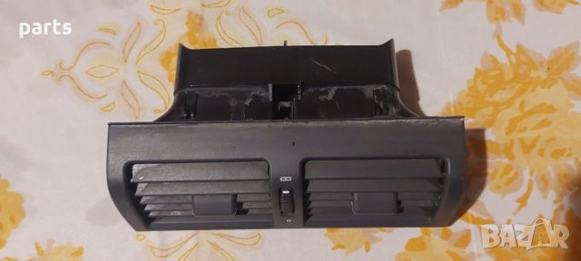 Средни Духалки Парно Мерцедес Е класа W210 N:2 - 2108300054 N, снимка 4 - Части - 40417010